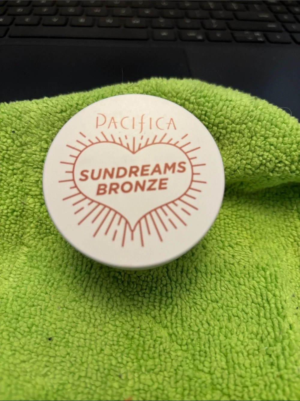 Pacifica Sundreams Bronze Cream Highlighter — White Lid with Copper Logo